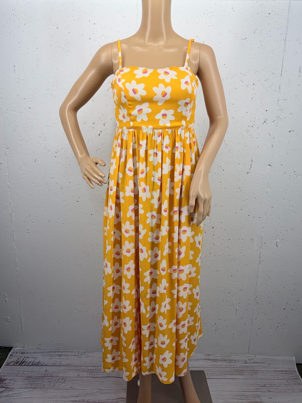 Mister Zimi size AU 10 US 6 Yellow Daisy Spaghetti Strap Midi Dress